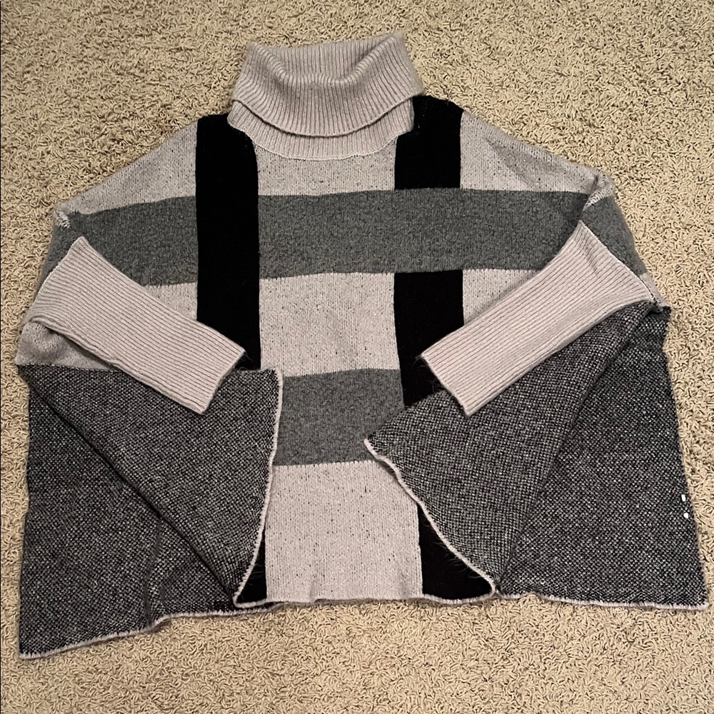 Beautiful gray & black geometric turtleneck poncho sweater